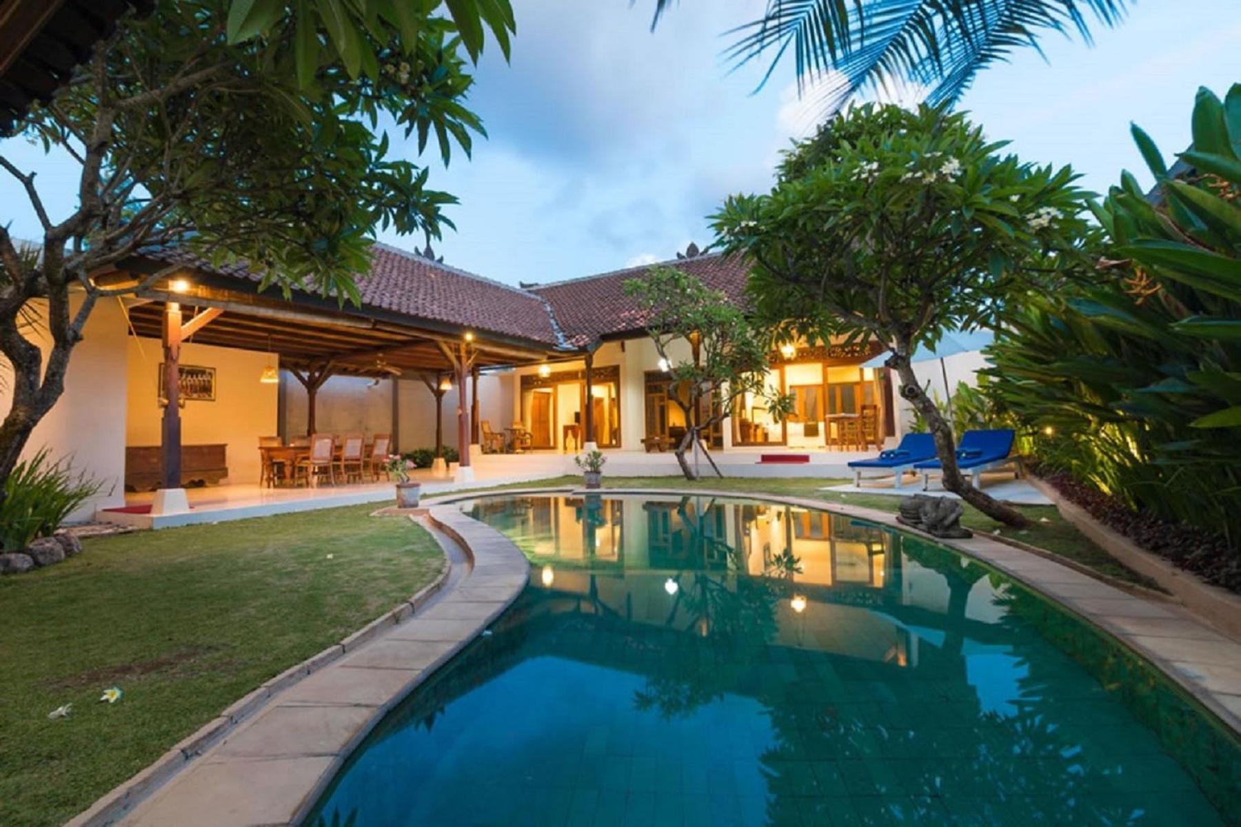Bali Royal Heritage Villas Seminyak Exterior foto